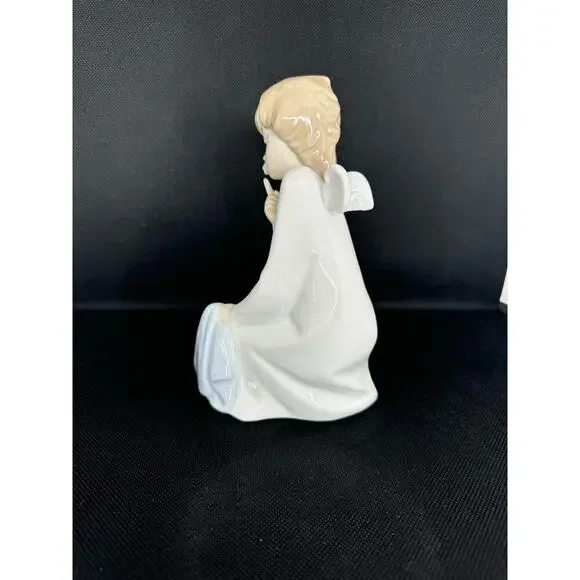 Vintage Lladro Angel with Boy ceramic figurine  7 '' H by 3.1/4  Collectible - Picture 2 of 5